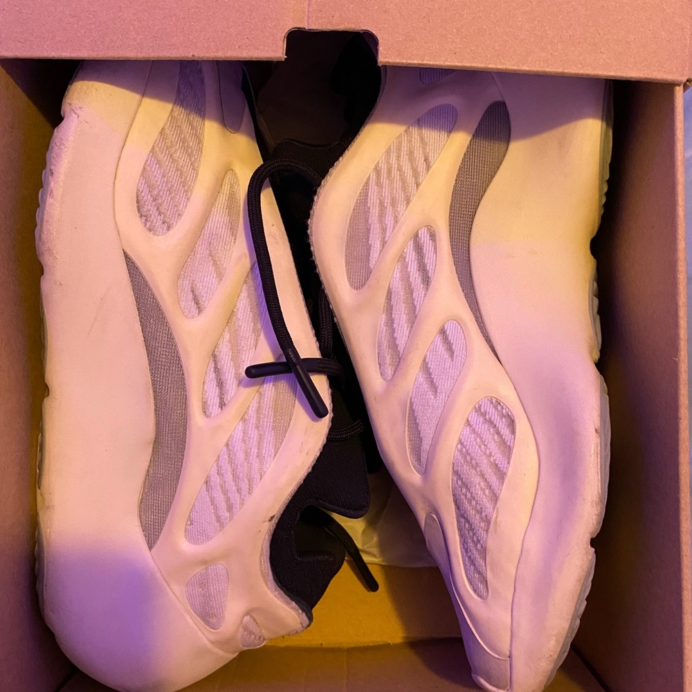 Yeezy 700